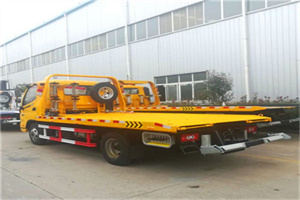 茂名附近拖车救援搭电