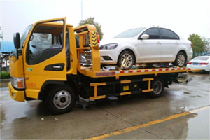 茂名附近拖车救援24小时服务热线